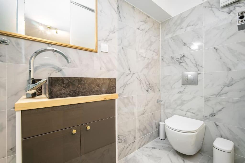 Modern Boutique Apartment Athene Buitenkant foto